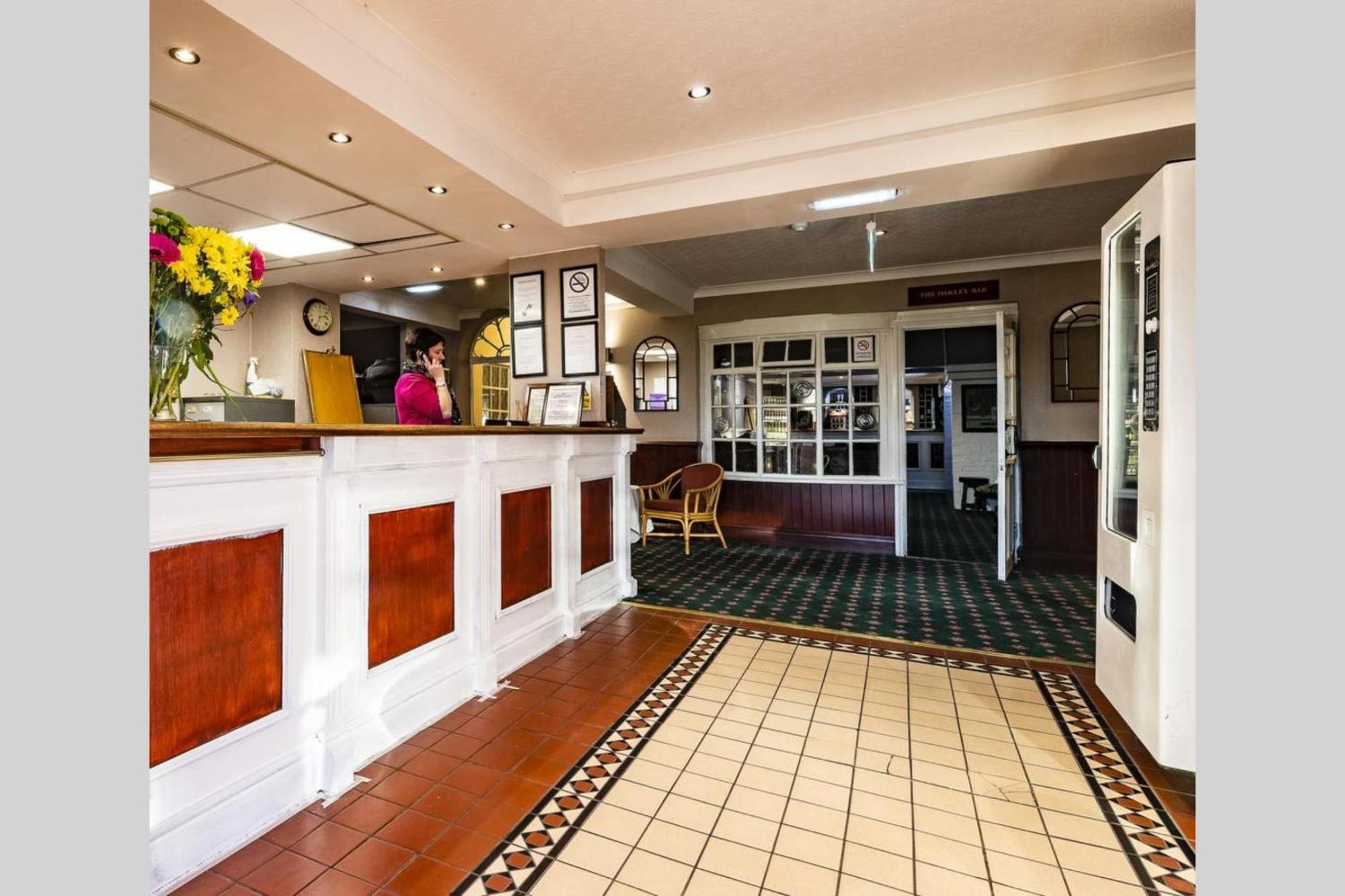 וורינגטון Paddington House Hotel מראה חיצוני תמונה