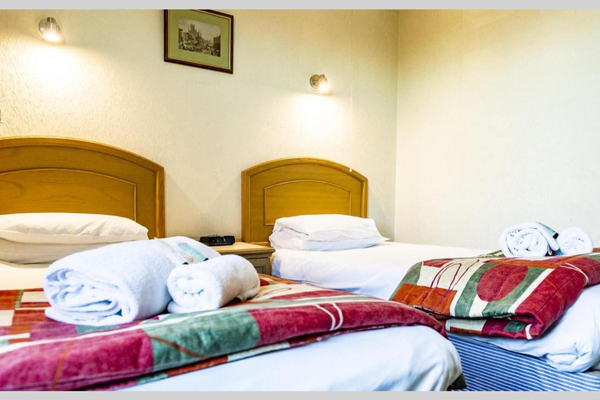 וורינגטון Paddington House Hotel מראה חיצוני תמונה